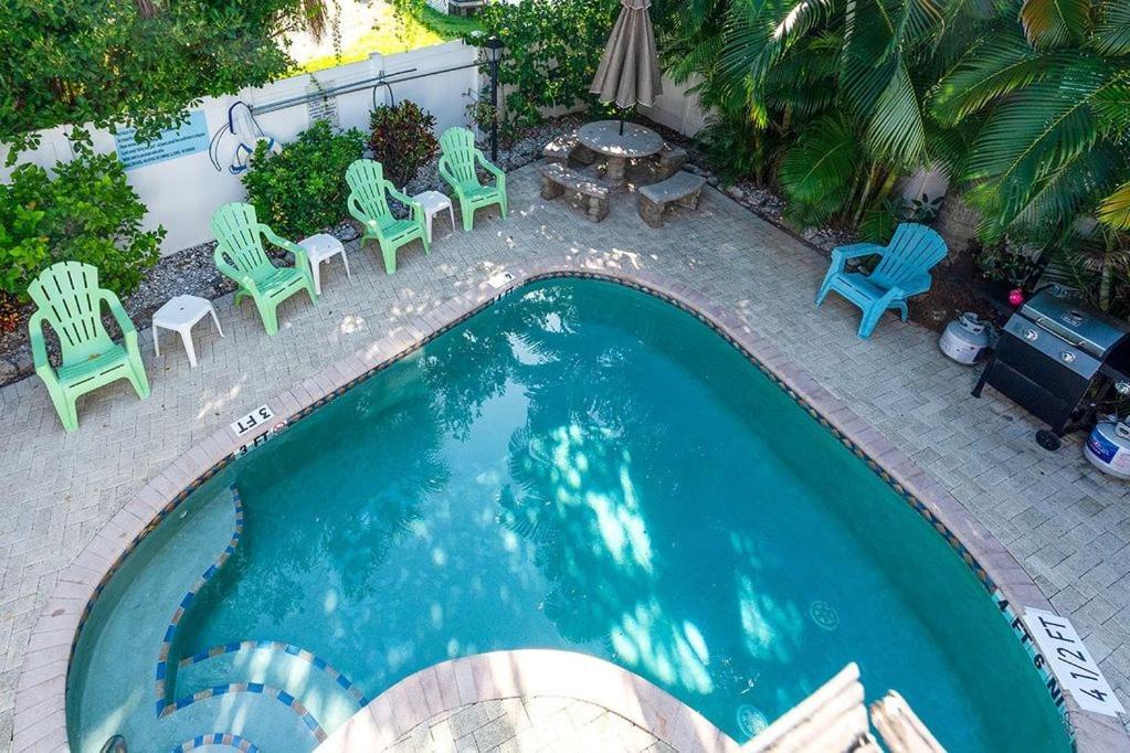 Beach Getaway Pool Condo Between The Island Marina And Beach Брадентон-Бич Экстерьер фото